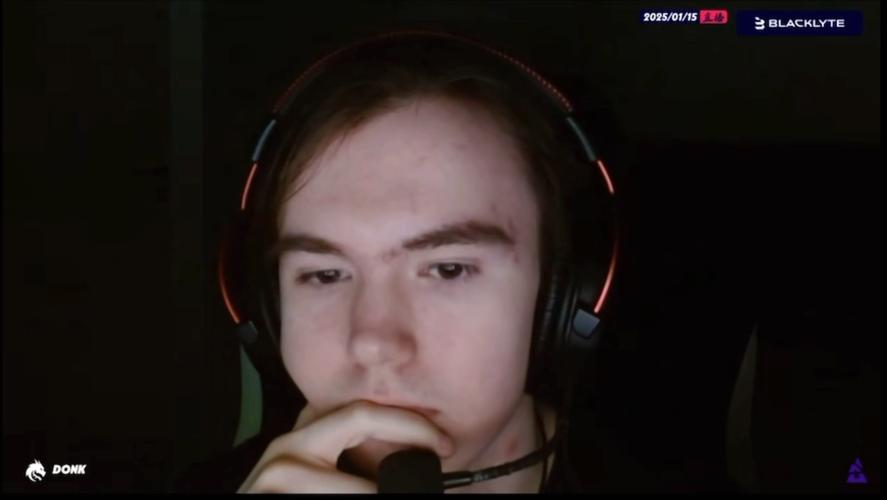 在韩国媒体近日放出的Ruler选手的夺冠采访中，Ruler选手对EDG的下路Leave选手和GEN的下路Peyz选手进行了称赞